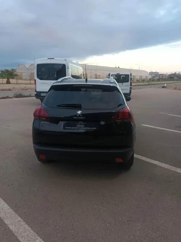 PEUGEOT 2008 1.5 HDI 100CV - Imagen 6