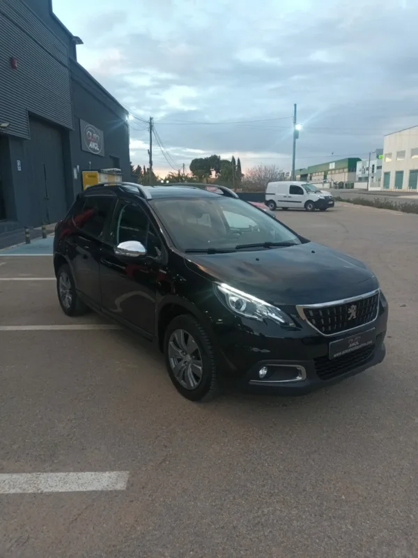 PEUGEOT 2008 1.5 HDI 100CV - Imagen 8