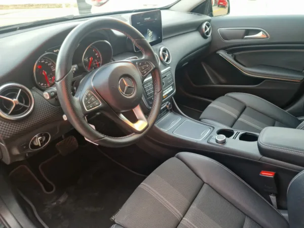 MERCEDES-BENZ CLASE A 220D 2.2 177CV  AUTOMATICO - Imagen 4