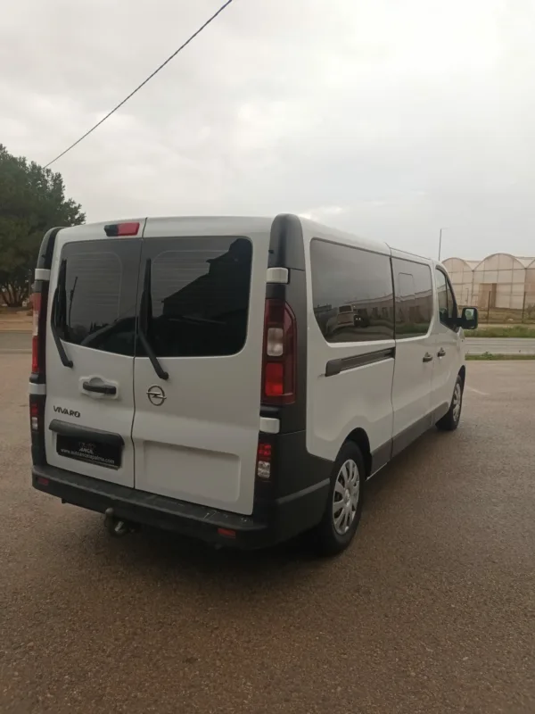 OPEL VIVARO 1.6 DCI 120CV 9 PLAZAS - Imagen 4