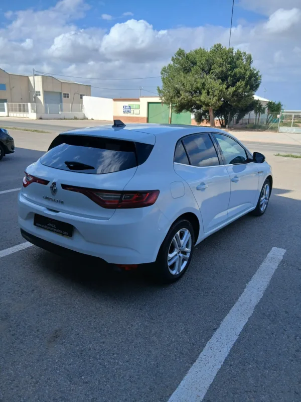 RENAULT MEGANE 1.5 DCI 90CV - Imagen 4
