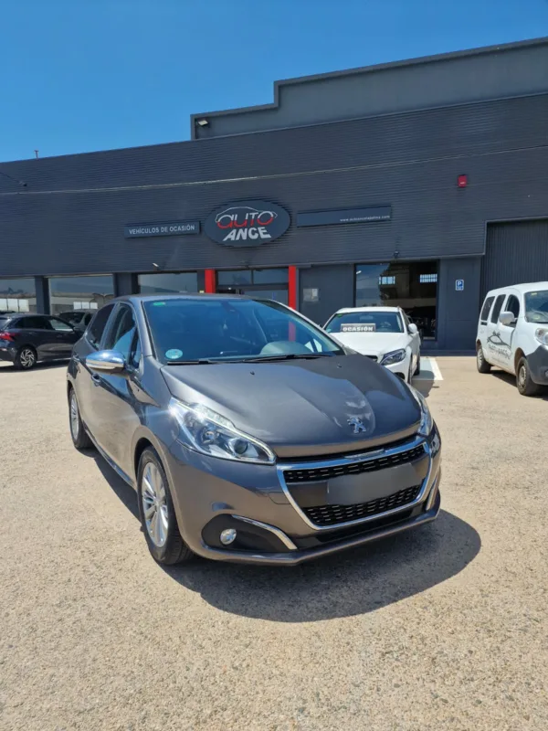 PEUGEOT 208 HDI 100CV