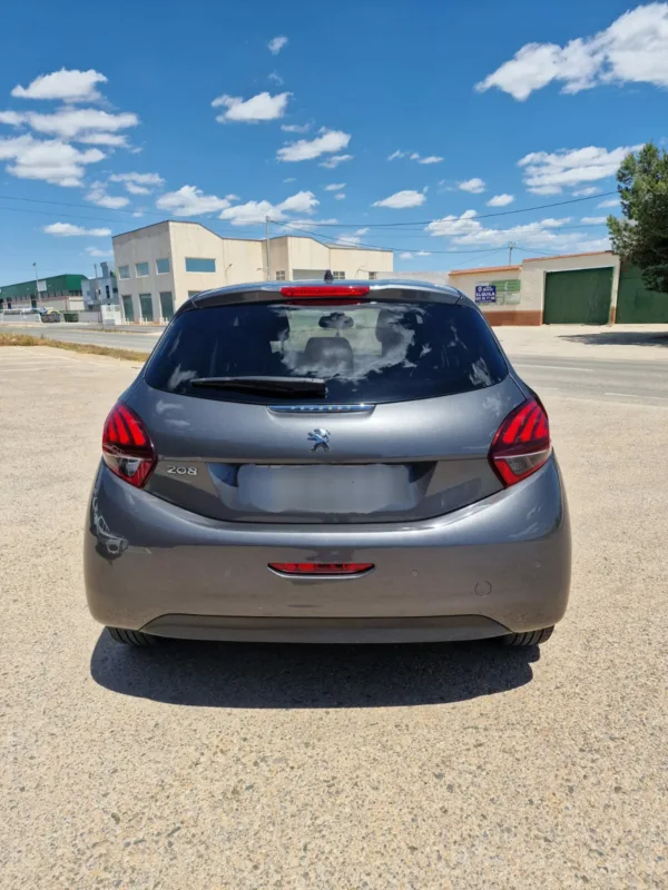 PEUGEOT 208 HDI 100CV - Imagen 4