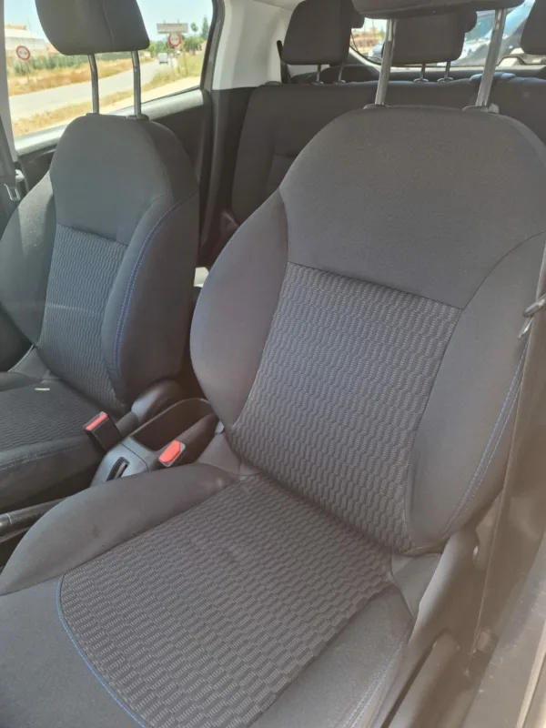 PEUGEOT 208 HDI 100CV - Imagen 7