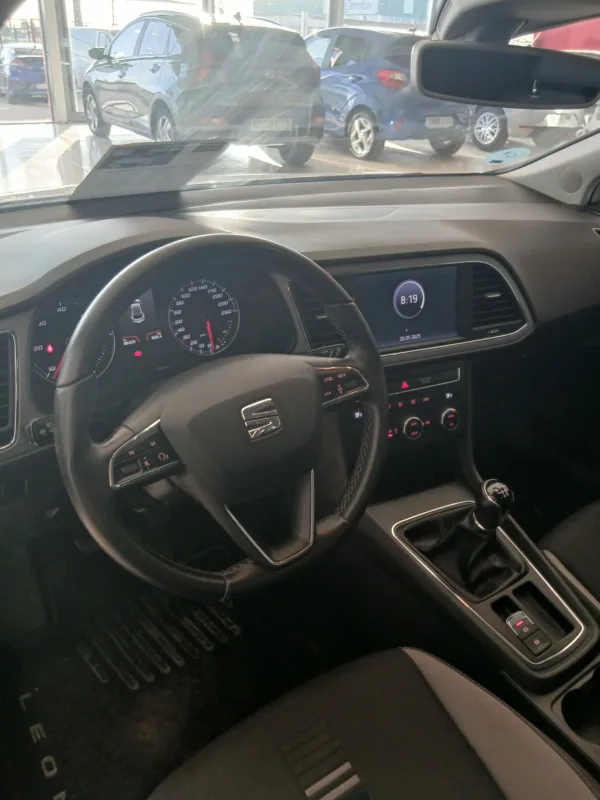 SEAT LEON 1.6 TDI 115CV - Imagen 6