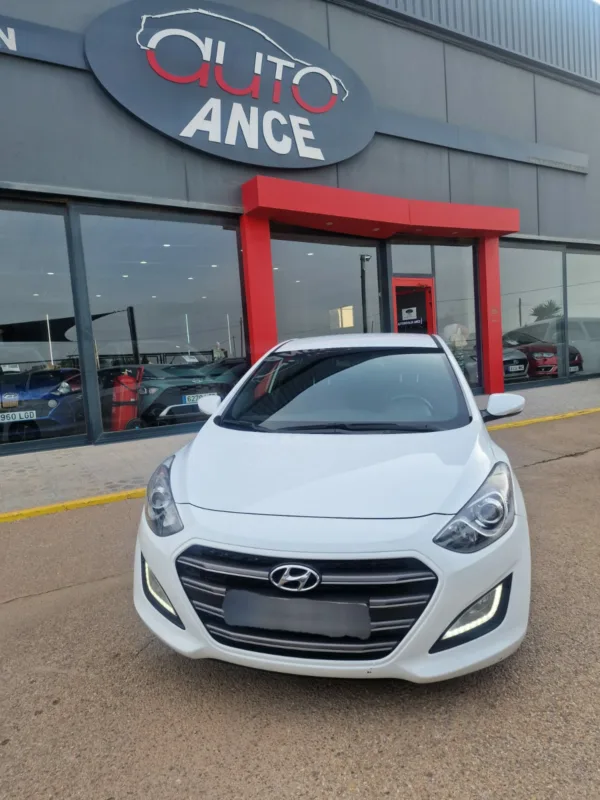 HYUNDAI I30 1.6 110CV
