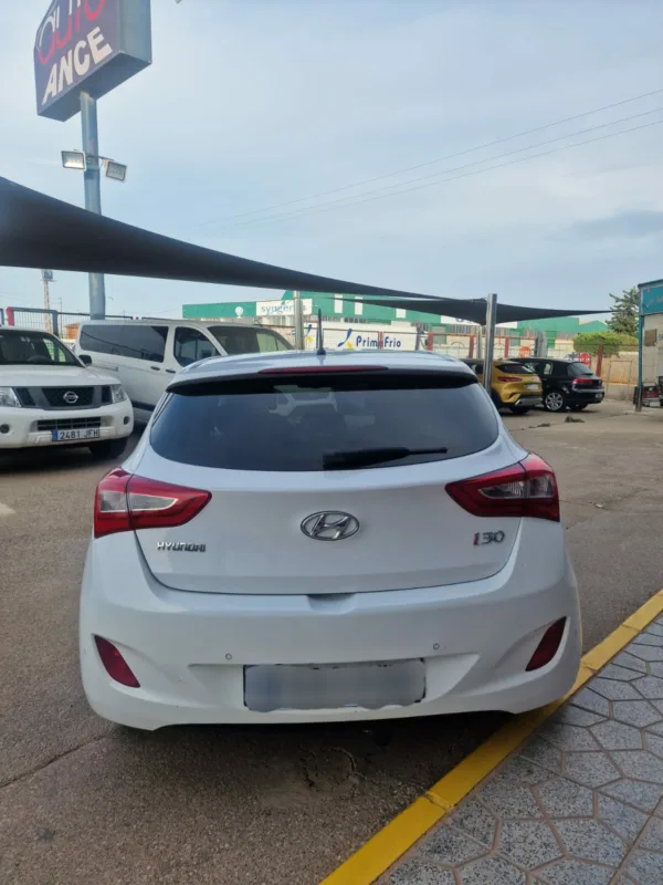 HYUNDAI I30 1.6 110CV - Imagen 4