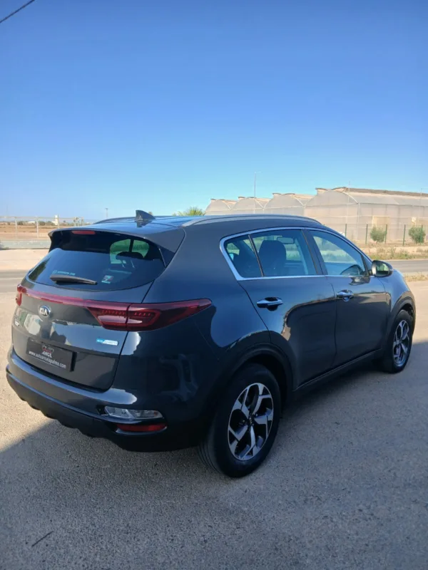 KIA SPORTAGE 1.6 CRDI 135CV 48V - Imagen 6