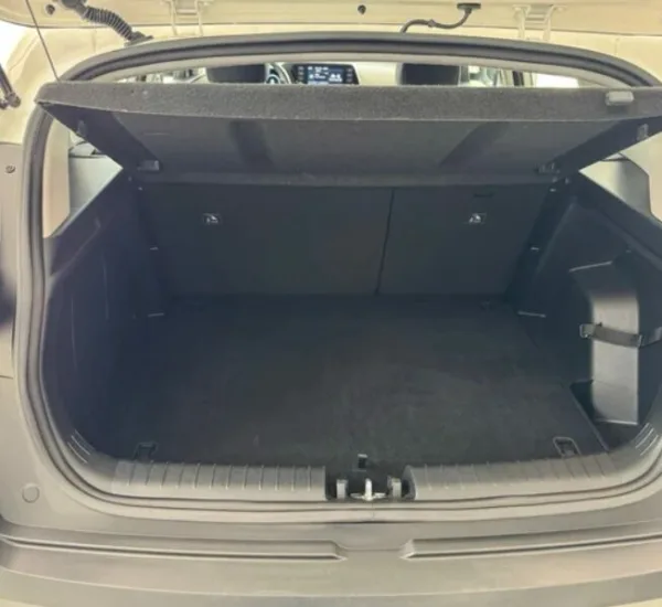 HYUNDAI BAYON 1.0 100CV 48V - Imagen 8