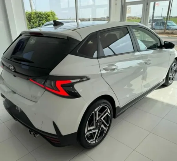 HYUNDAI I20 N LINE 1.2 80CV - Imagen 6