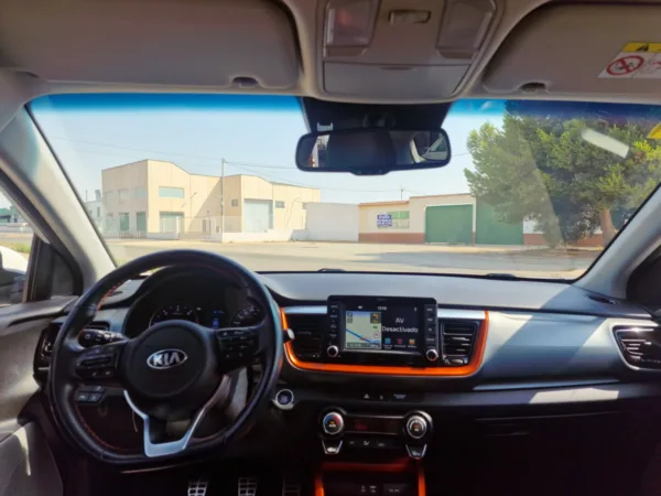 KIA STONIC 1.6 CRDI 115CV - Imagen 6
