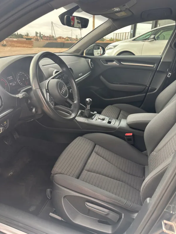 AUDI A3 1.6 TDI 115CV - Imagen 9