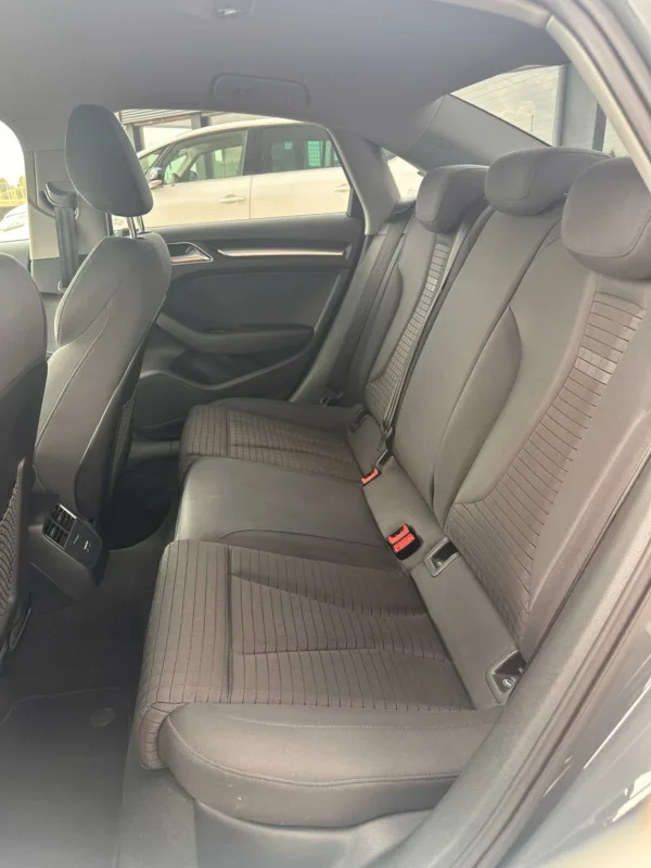 AUDI A3 1.6 TDI 115CV - Imagen 11