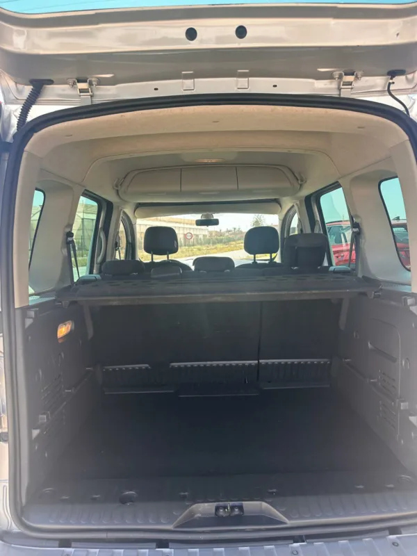 RENAULT KANGOO 1.5 DCI 110CV - Imagen 8