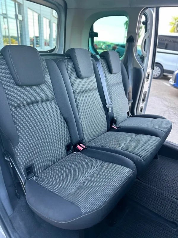 MERCEDES-BENZ CITAN 1.5 DCI 110CV - Imagen 9