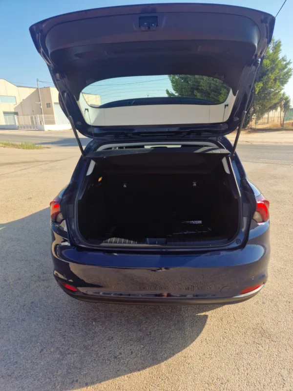 FIAT TIPO 1.6 MULTIJET LIFE 130CV - Imagen 4