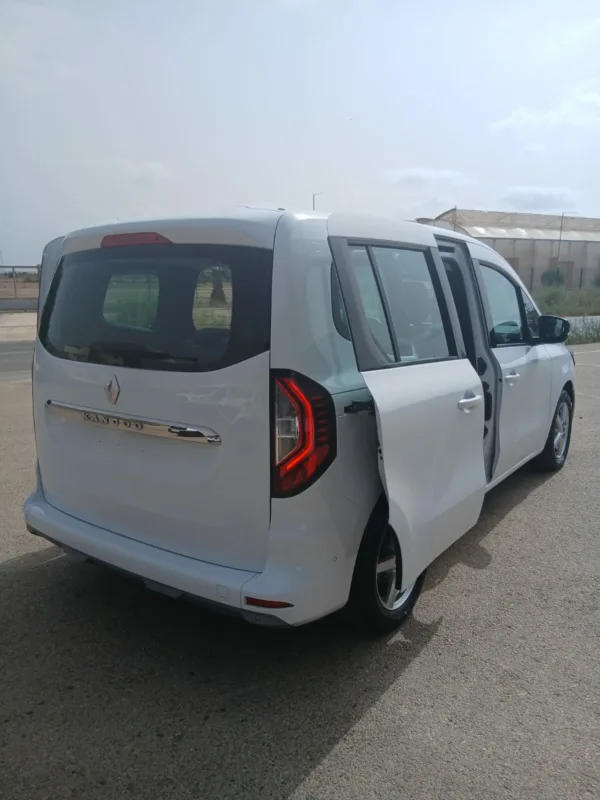 RENAULT KANGOO 1.5 DCI 95CV - Imagen 7