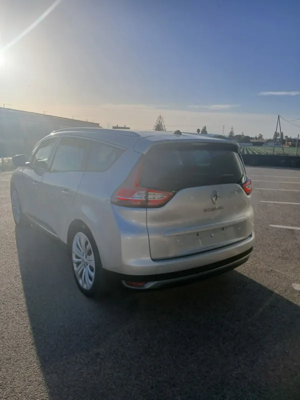 RENAULT GRAND SCENIC 1.7 DCI 120CV - Imagen 4