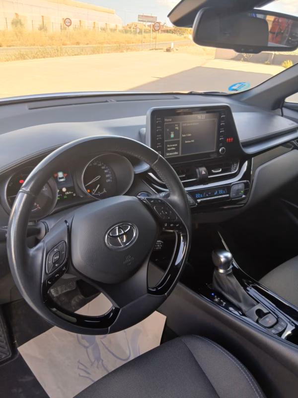 TOYOTA C-HR 125H 1.8 VVT-I HYBRID 122CV - Imagen 6