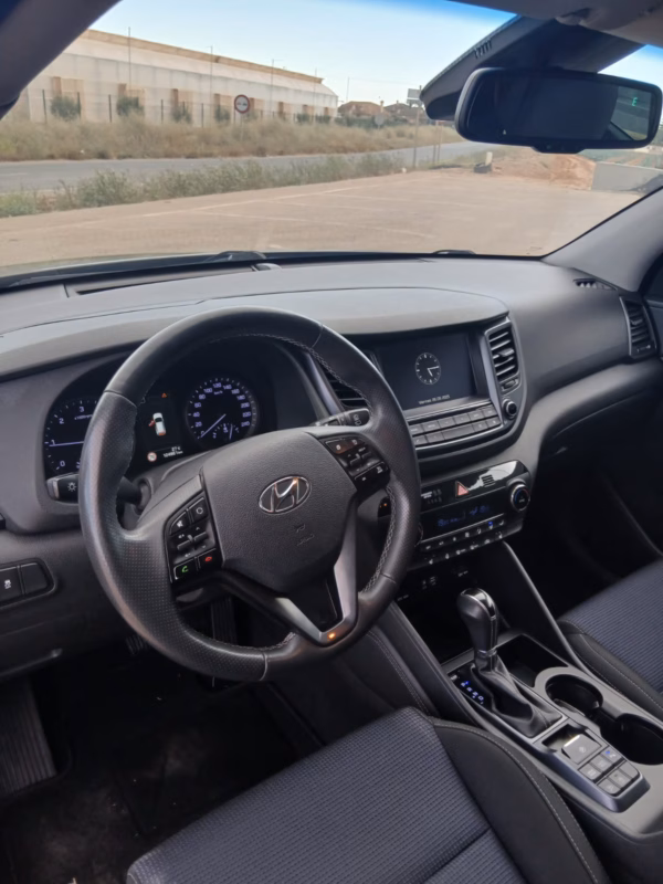HYUNDAI TUCSON 1.7 CRDI 140CV AUTOMATICO - Imagen 6