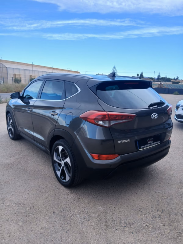 HYUNDAI TUCSON 1.7 CRDI 140CV AUTOMATICO - Imagen 4