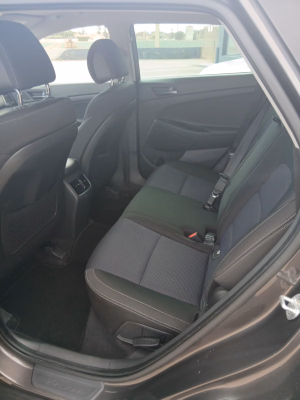 HYUNDAI TUCSON 1.7 CRDI 140CV AUTOMATICO - Imagen 8