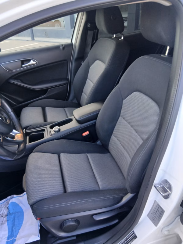 MERCEDES-BENZ GLA 200d 2.1 136CV AUTOMATICO - Imagen 5