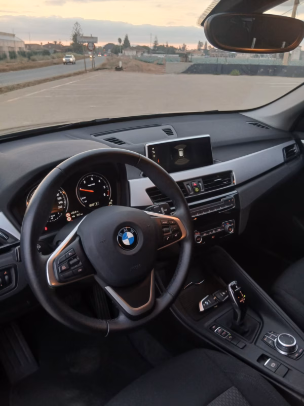 BMW X1 sDrive 16d 1.5 116CV AUTOMATICO - Imagen 4