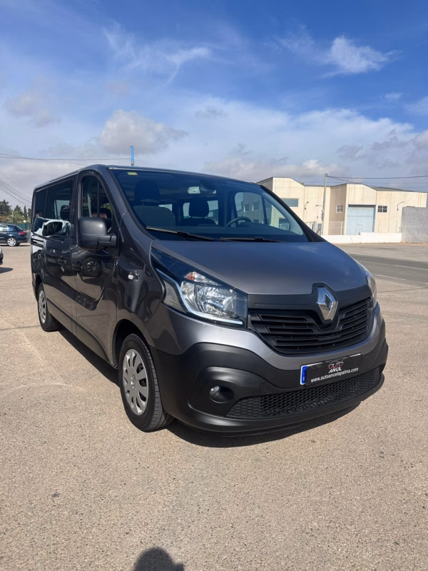 RENAULT TRAFIC 1.6 DCI 125CV 8 PLAZAS
