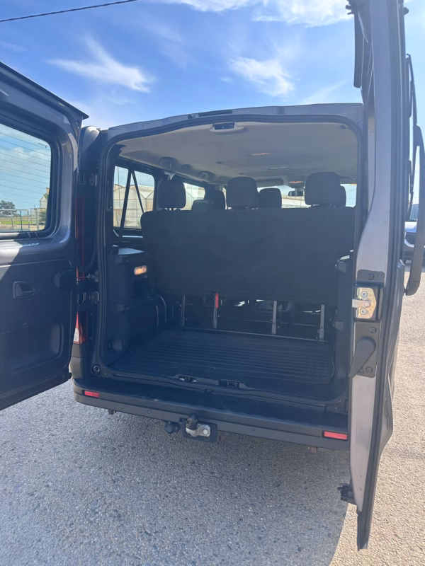 RENAULT TRAFIC 1.6 DCI 125CV 8 PLAZAS - Imagen 8
