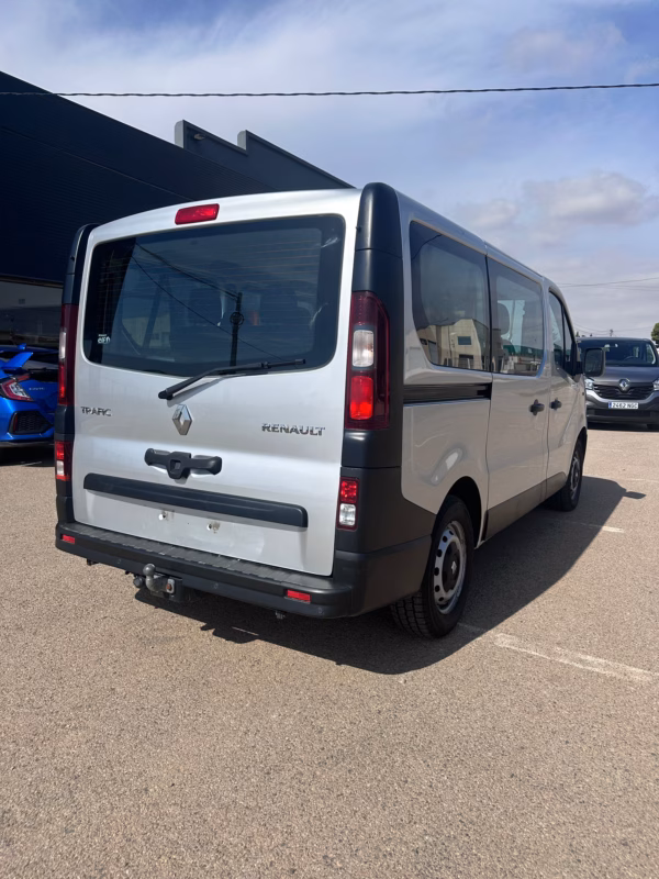 RENAULT TRAFIC 1.6 DCI 125CV 9 PLAZAS - Imagen 4