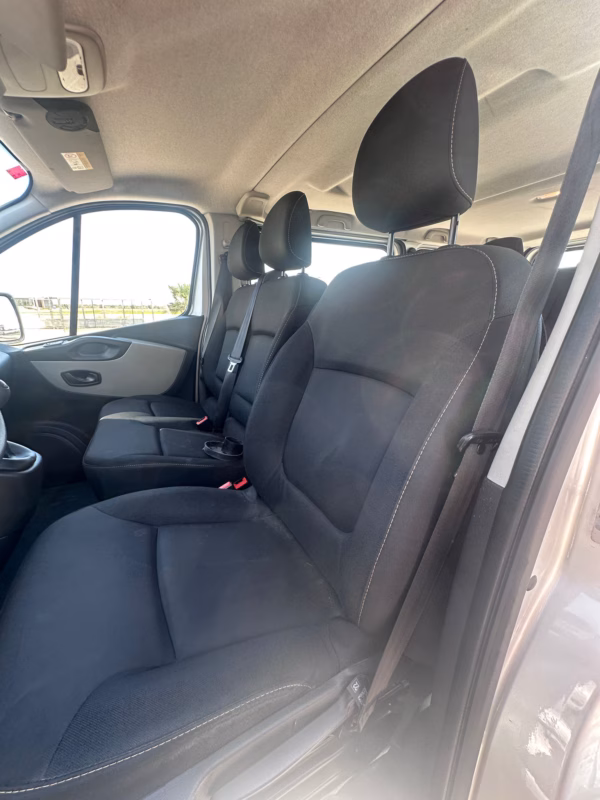 RENAULT TRAFIC 1.6 DCI 125CV 9 PLAZAS - Imagen 6