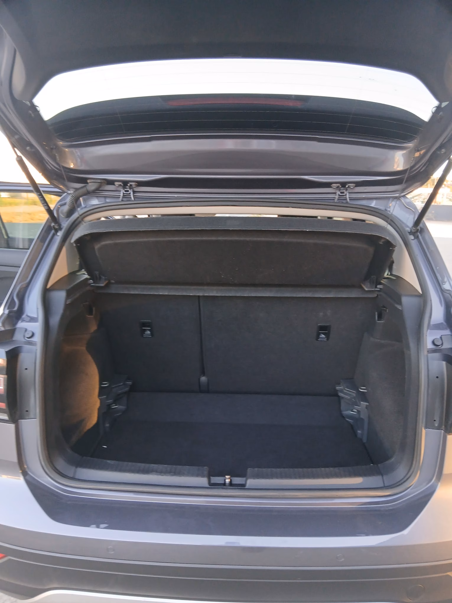 VOLKSWAGEN T-CROSS 1.0 TSI 95CV - Imagen 8