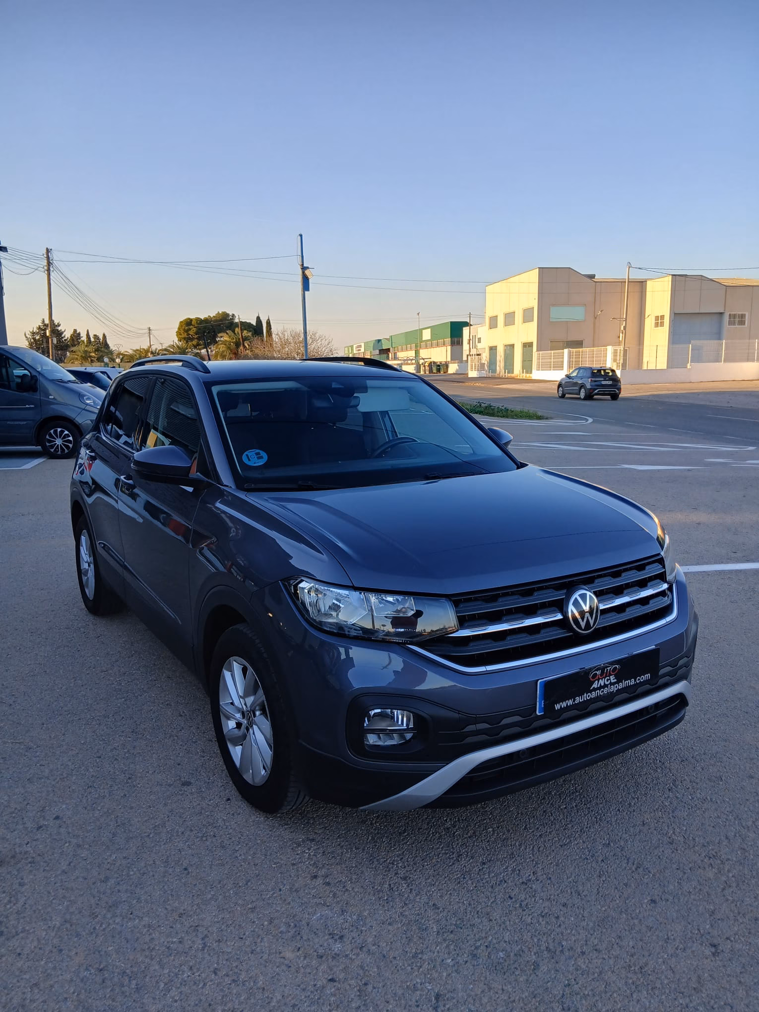VOLKSWAGEN T-CROSS 1.0 TSI 95CV - Imagen 2