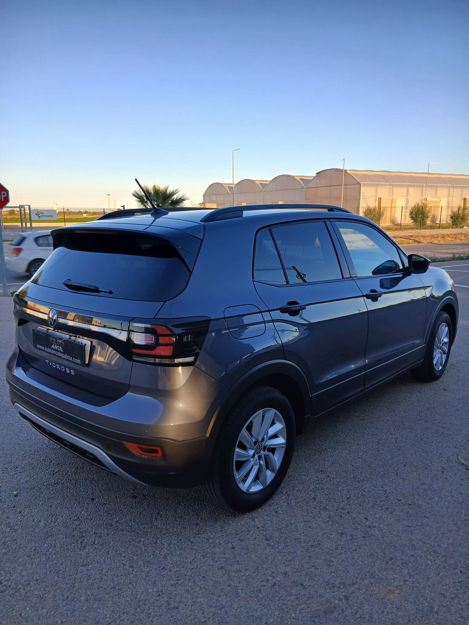 VOLKSWAGEN T-CROSS 1.0 TSI 95CV - Imagen 3