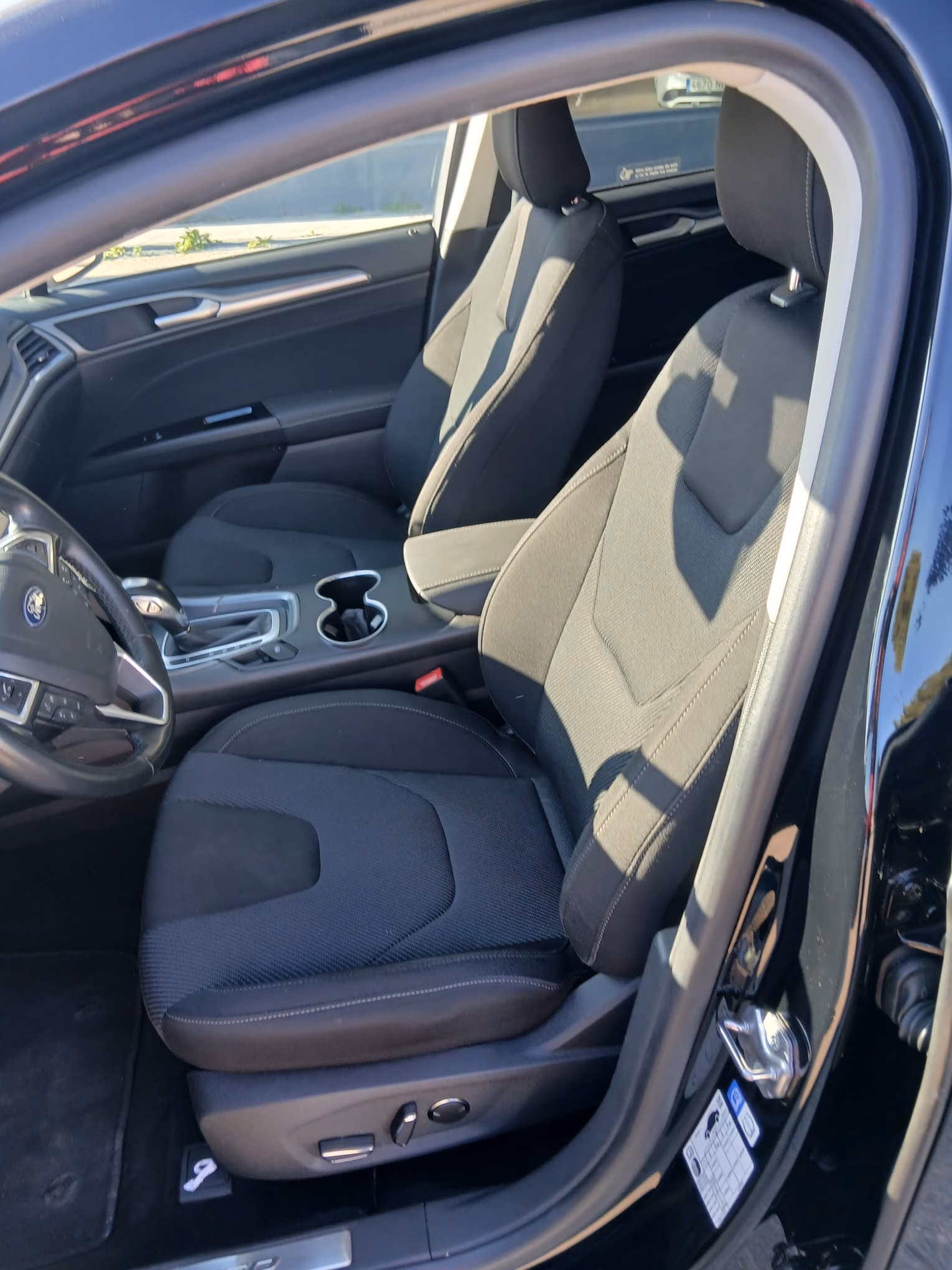 FORD MONDEO 2.0 187CV HÍBRIDO AUTOMÁTICO - Imagen 5