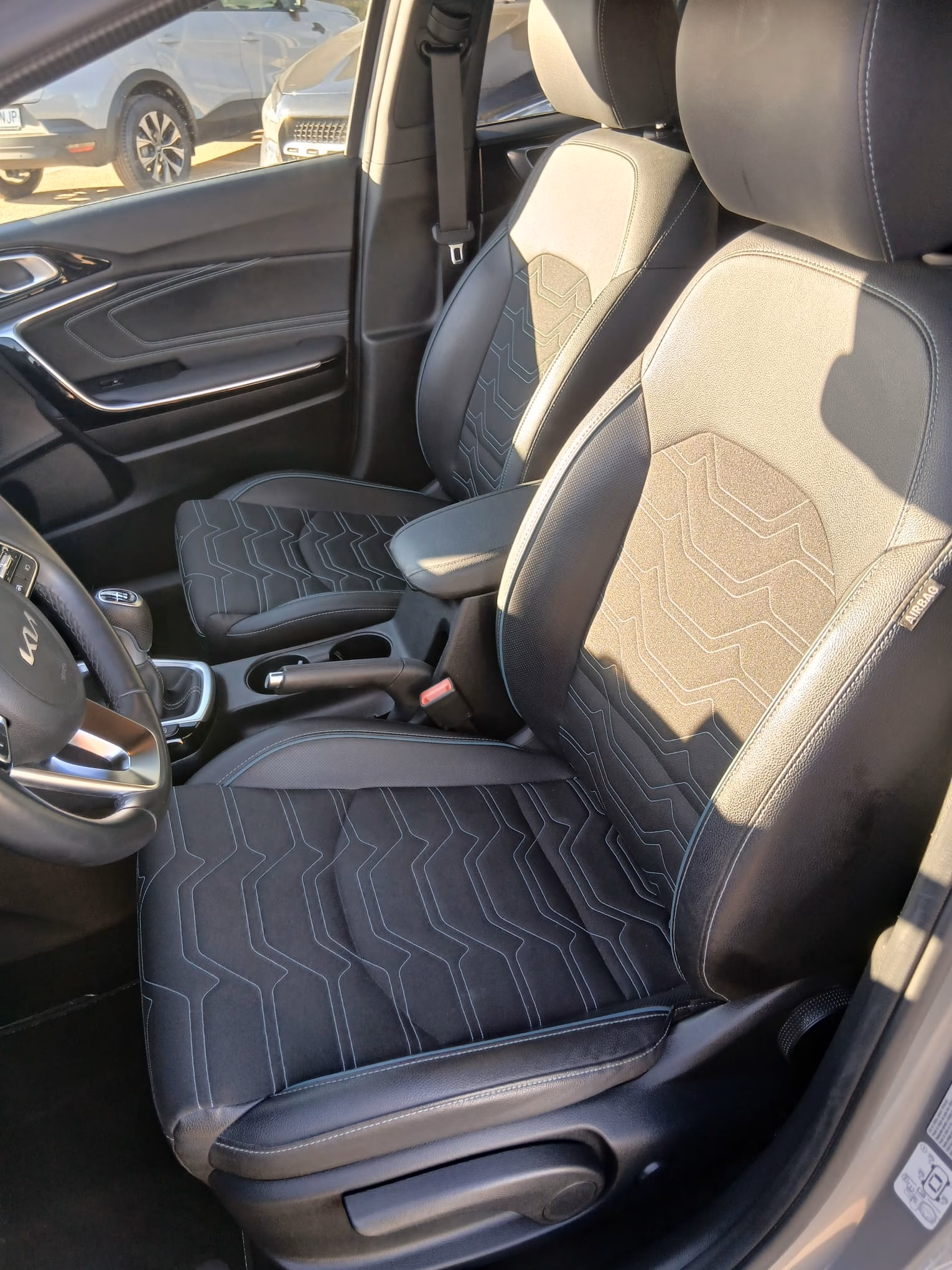 KIA CEED 1.0 T-GDI 100CV 2025 STYLE EDITION - Imagen 6