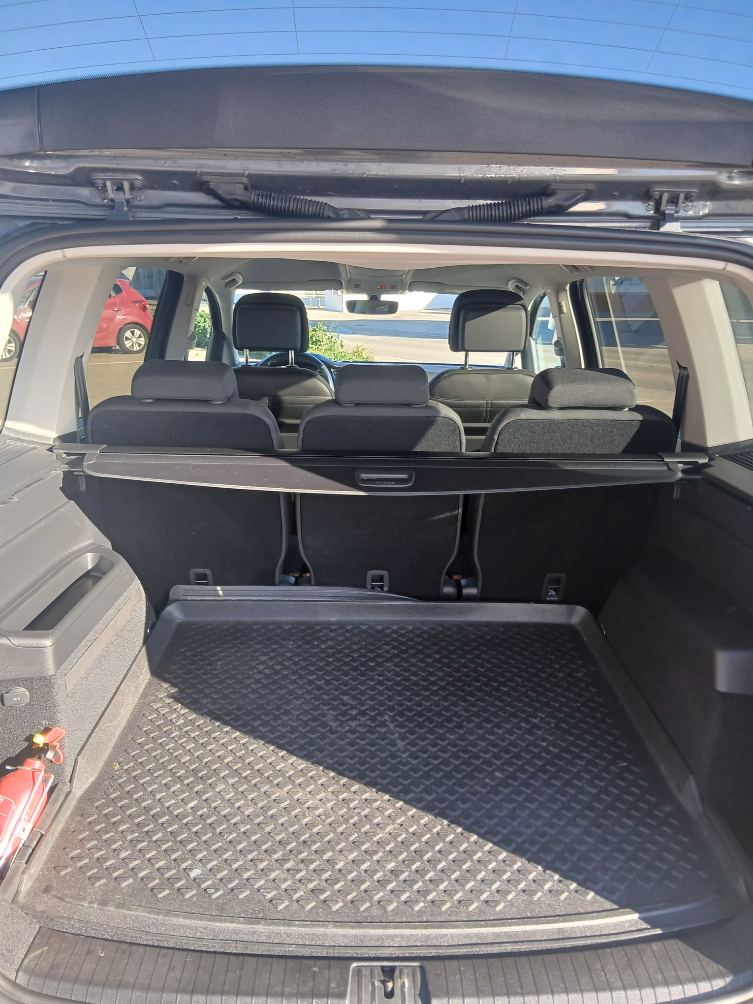 VOLKSWAGEN TOURAN 2.0 TDI 122CV - Imagen 9