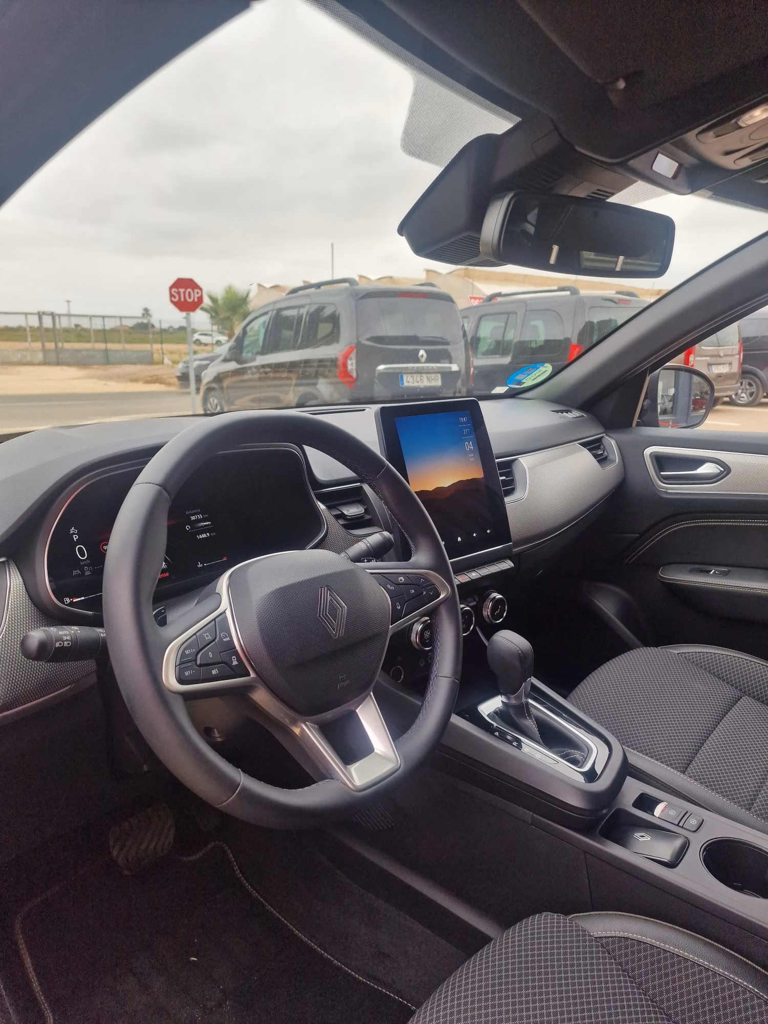 RENAULT ARKANA TECHNO MILD HYBRID 140CV ETIQUETA ECO AUTOMATICO - Imagen 5
