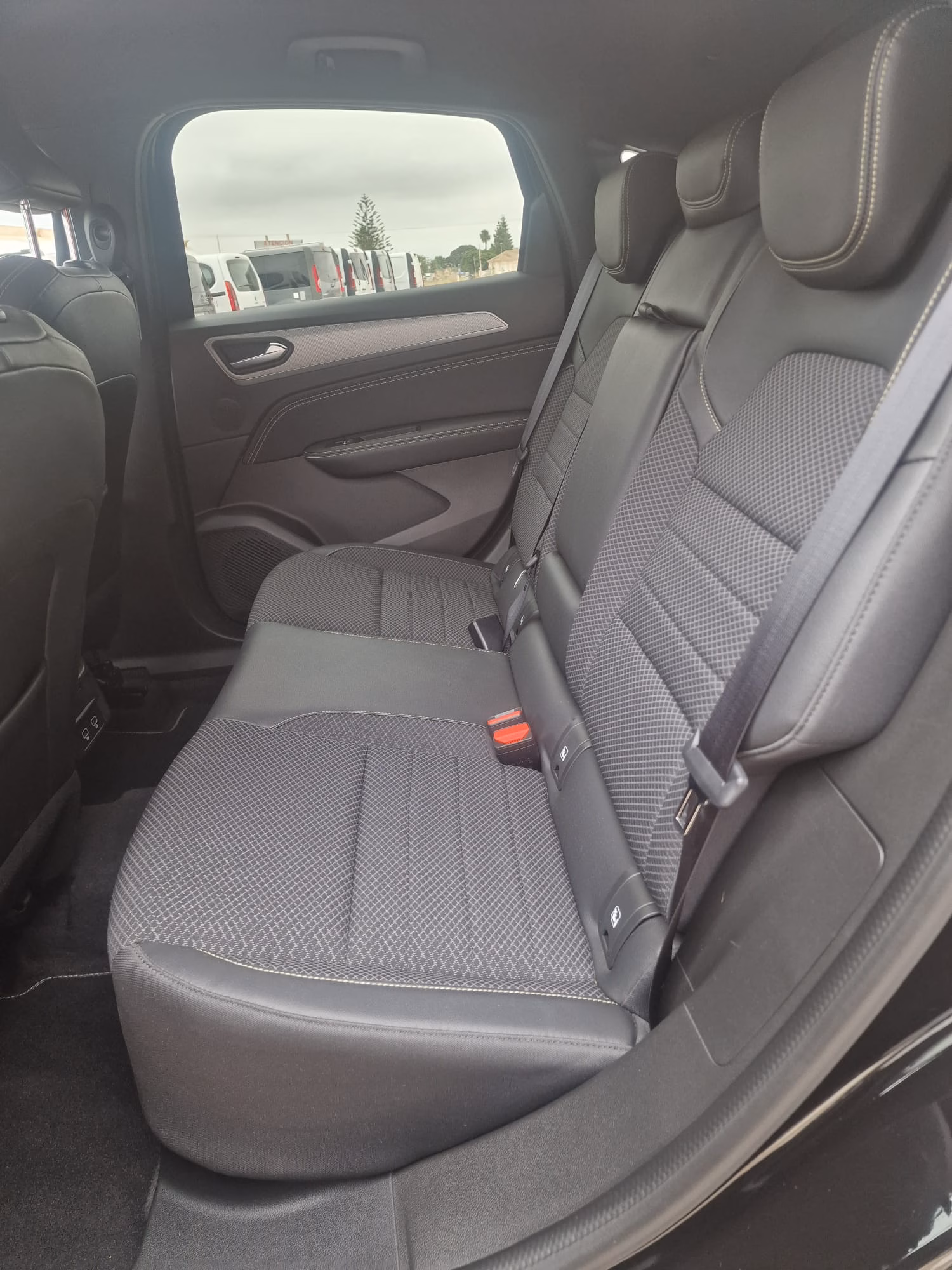 RENAULT ARKANA TECHNO MILD HYBRID 140CV ETIQUETA ECO AUTOMATICO - Imagen 7