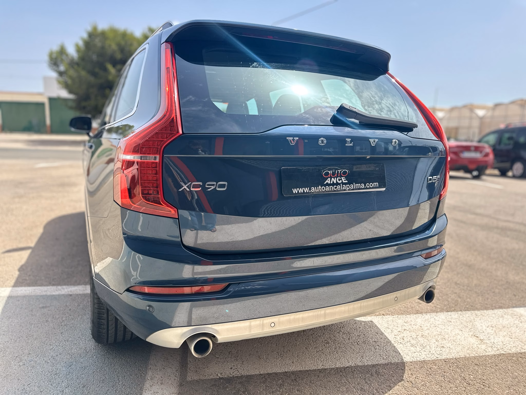 VOLVO XC90 D5 AWD 2.0 235CV AUTOMATICO 7 PLAZAS - Imagen 7