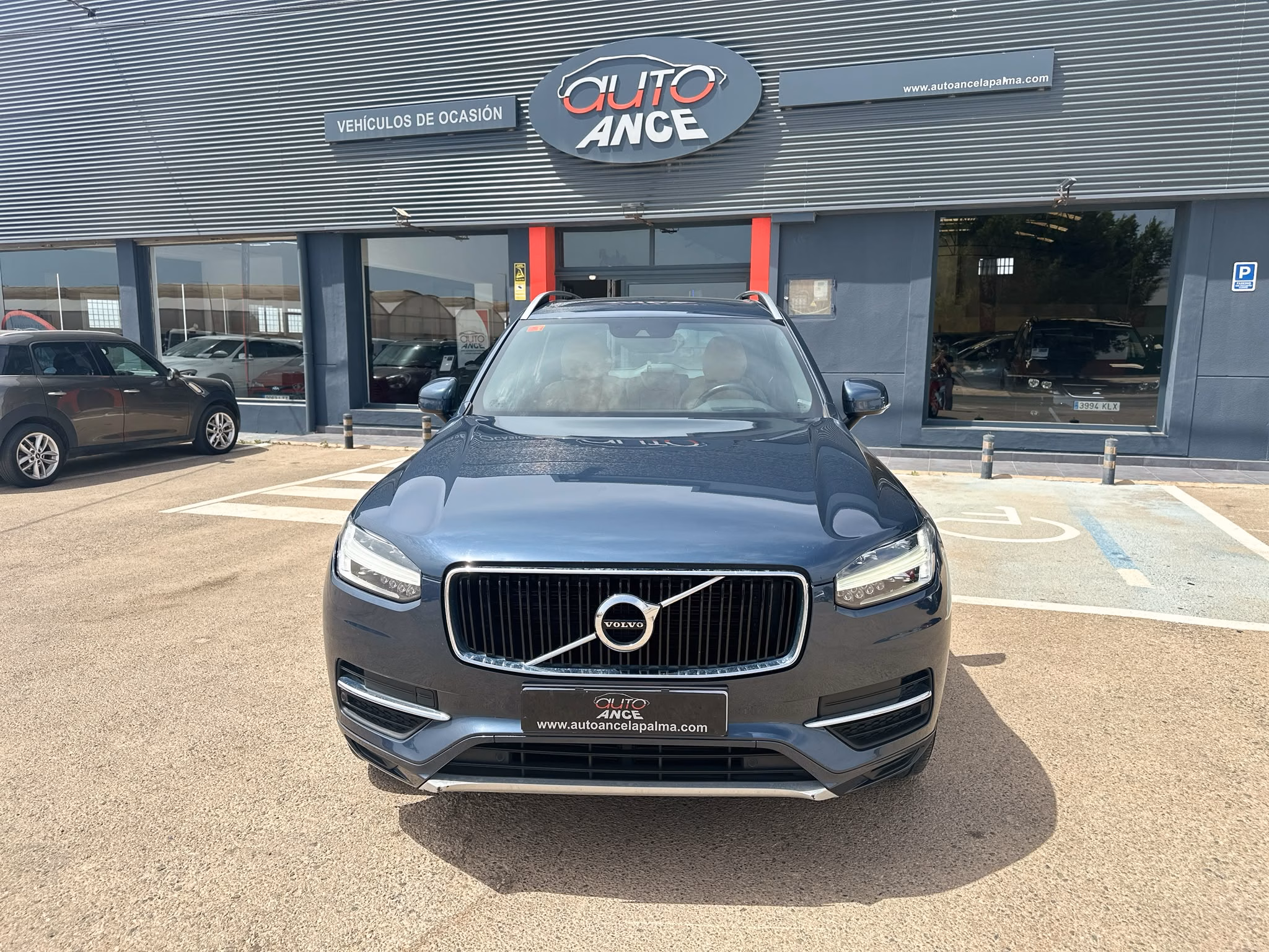 VOLVO XC90 D5 AWD 2.0 235CV AUTOMATICO 7 PLAZAS - Imagen 3