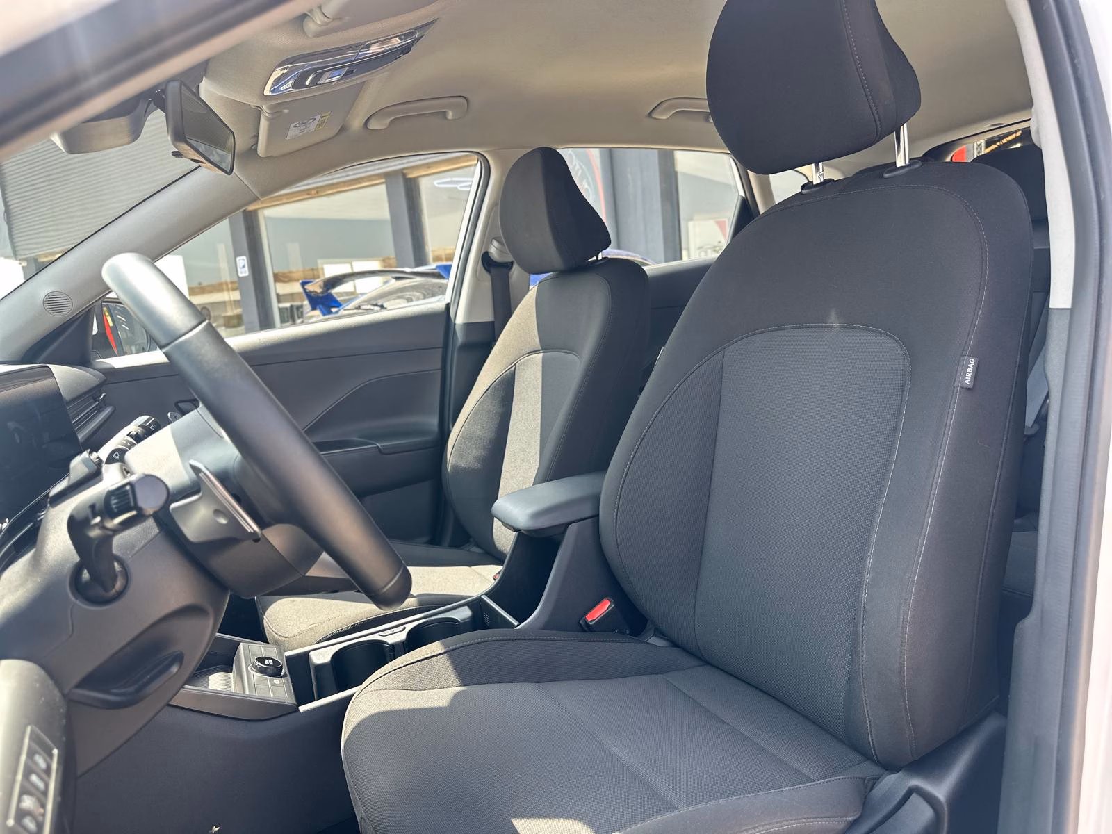 HYUNDAI KONA 1.6 GDI 141CV HÍBRIDO ETIQUETA ECO AUTOMATICO - Imagen 11