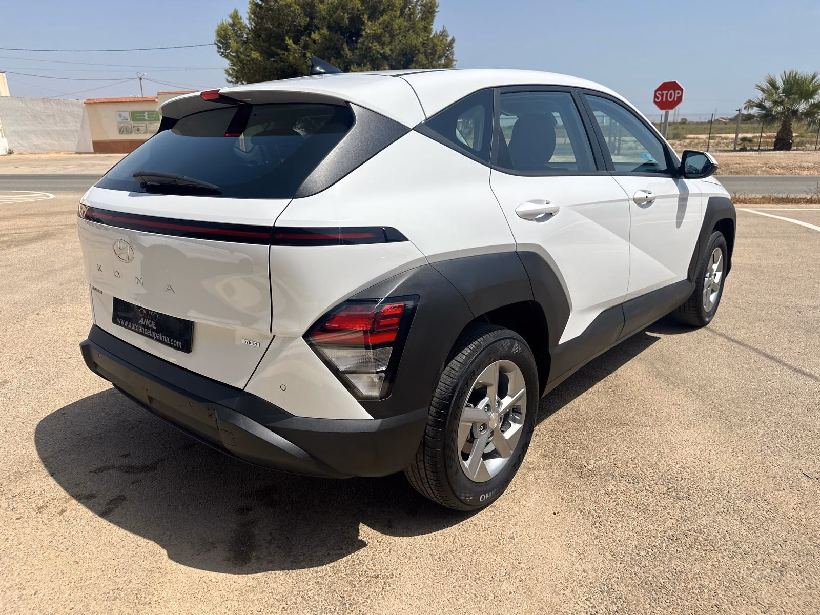HYUNDAI KONA 1.6 GDI 141CV HÍBRIDO ETIQUETA ECO AUTOMATICO - Imagen 6