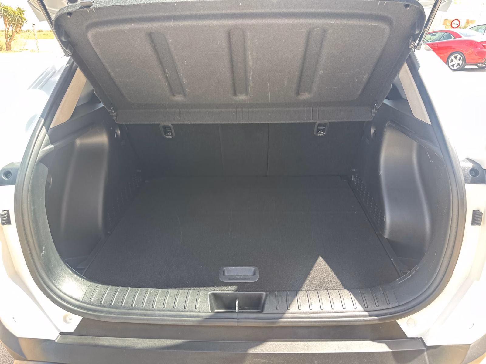 HYUNDAI KONA 1.6 GDI 141CV HÍBRIDO ETIQUETA ECO AUTOMATICO - Imagen 15