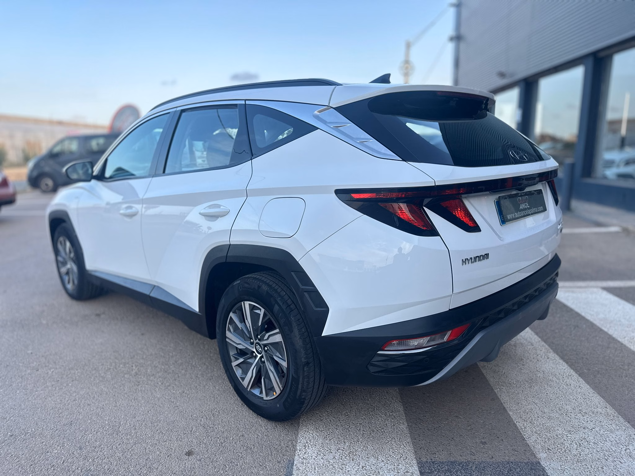 HYUNDAI TUCSON 1.6 CRDI 136CV 48V ETIQUETA ECO - Imagen 6