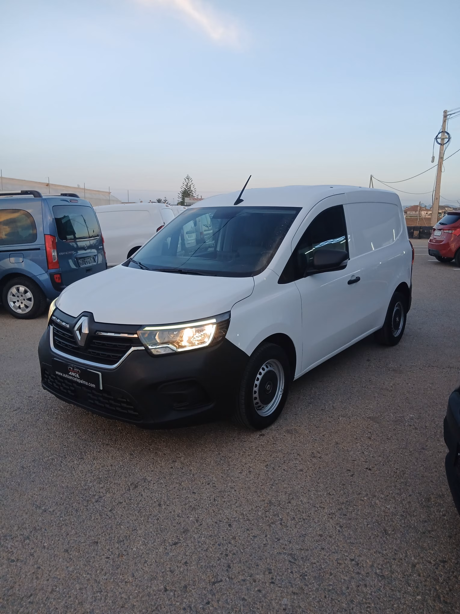 RENAULT KANGOO ABRETE SESAMO 1.5 DCI 95CV